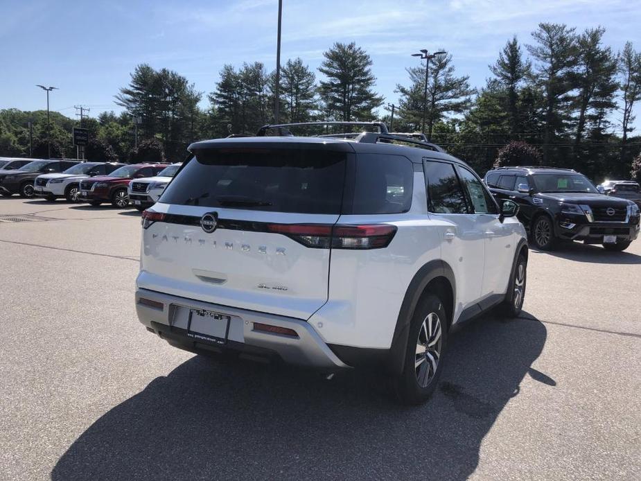 new 2024 Nissan Pathfinder car, priced at $48,625