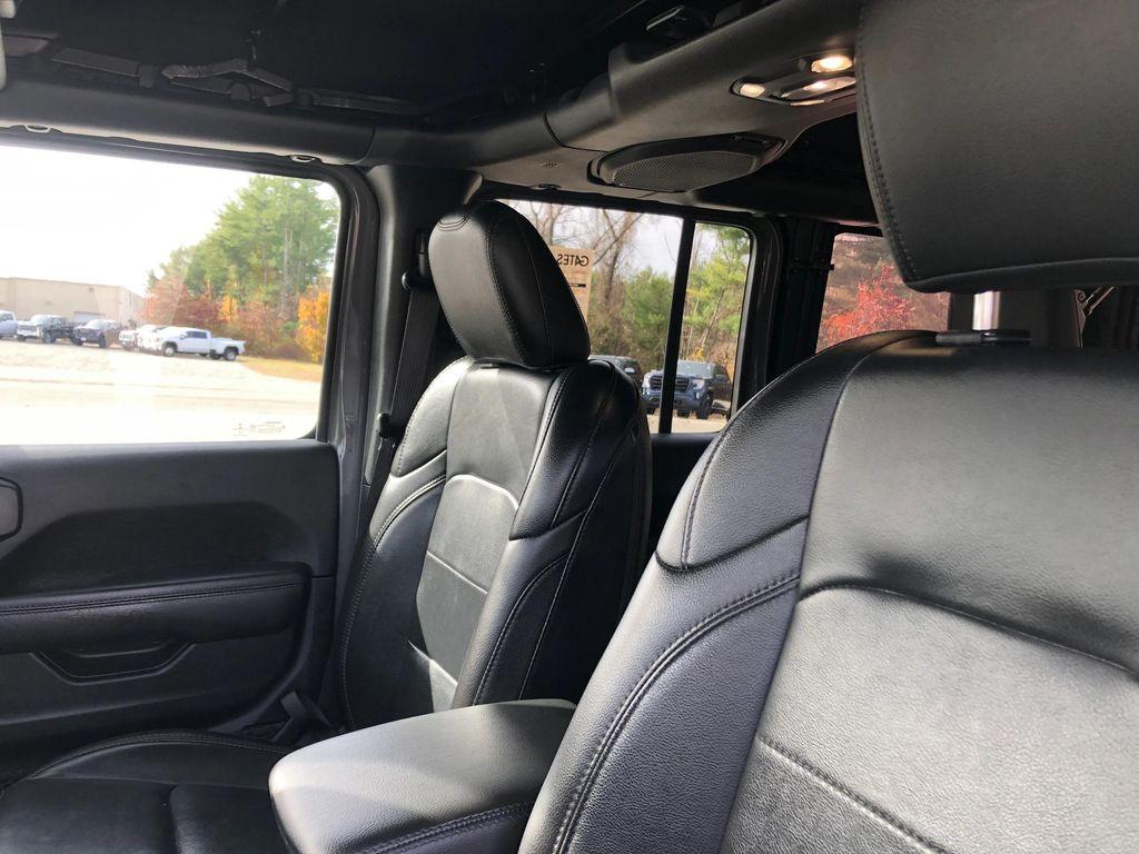 used 2022 Jeep Wrangler Unlimited car, priced at $34,999