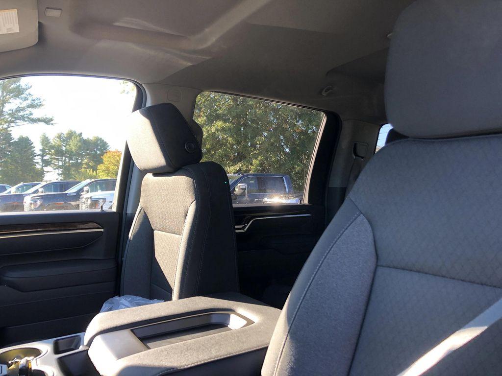 new 2026 GMC Sierra 2500 car, priced at $67,155