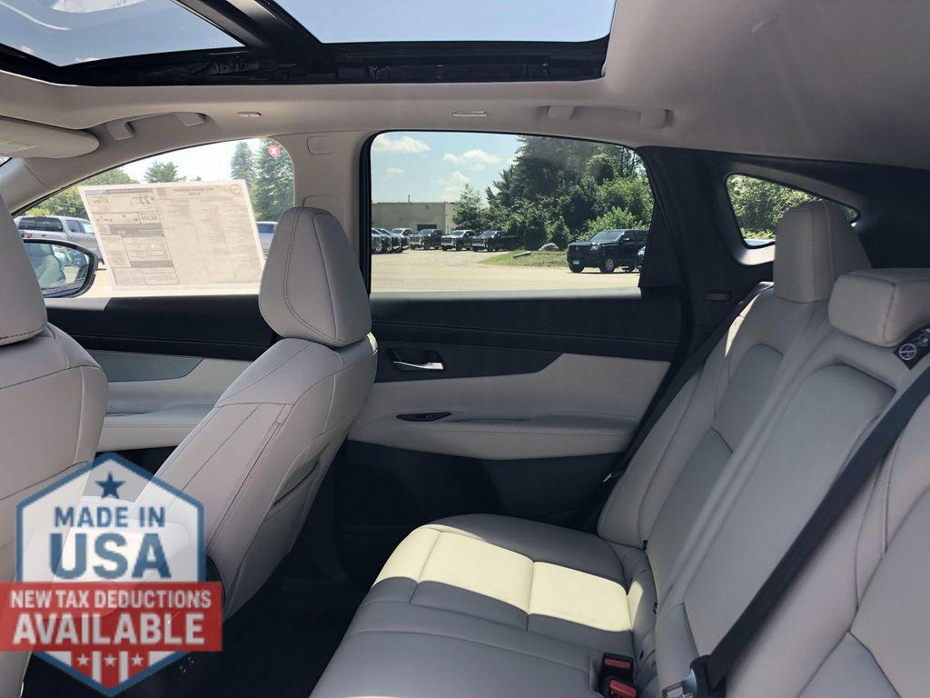 new 2025 Nissan Murano car, priced at $41,542