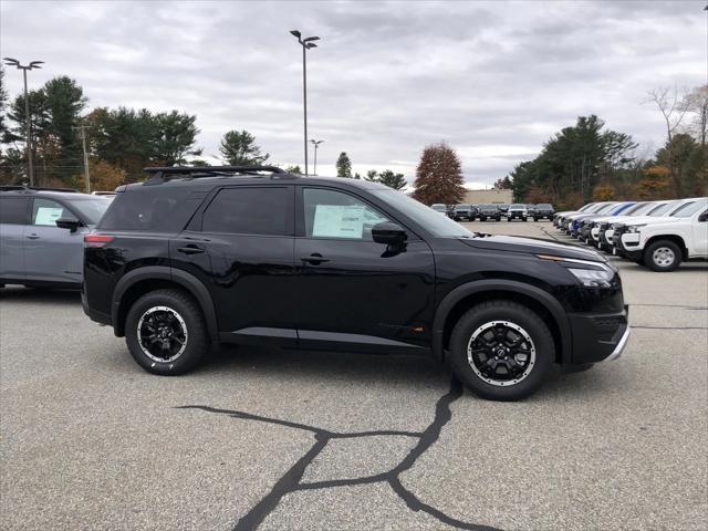 new 2025 Nissan Pathfinder car, priced at $43,650