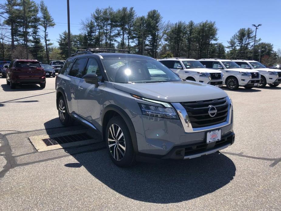 new 2024 Nissan Pathfinder car, priced at $55,040