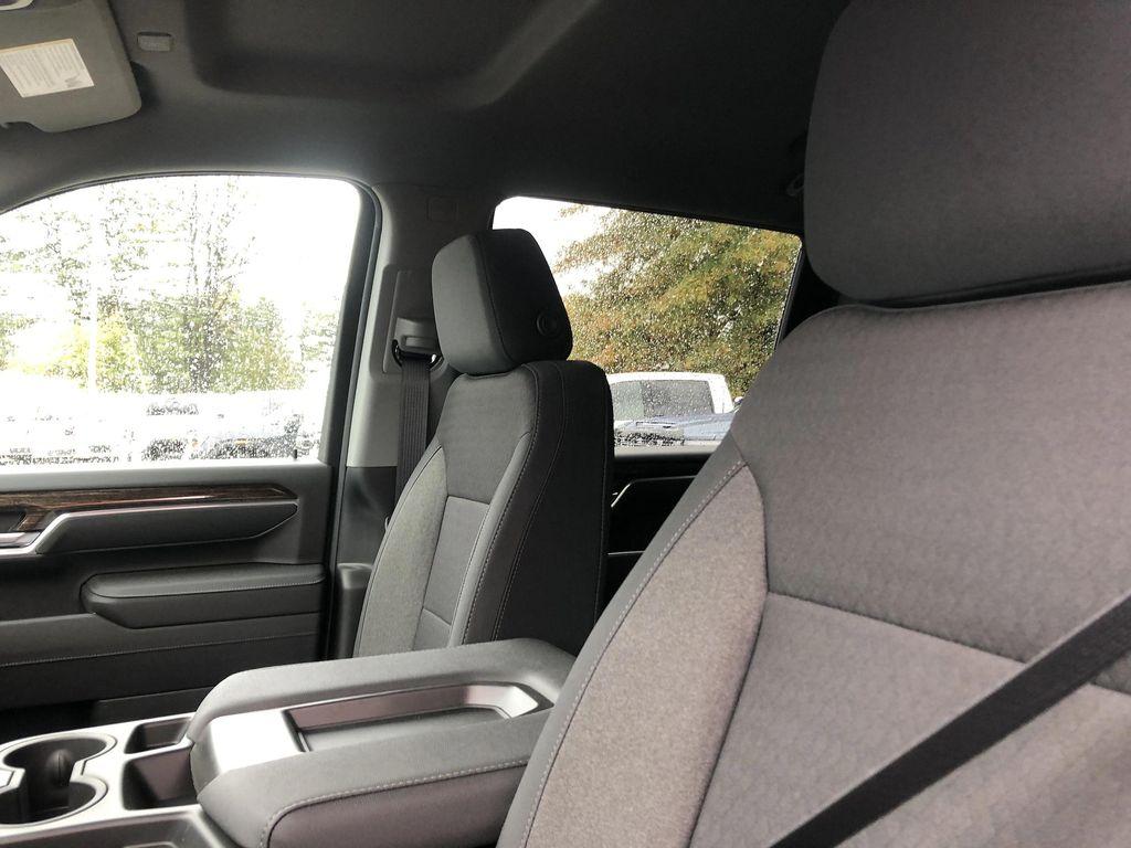 new 2026 GMC Sierra 2500 car, priced at $78,200