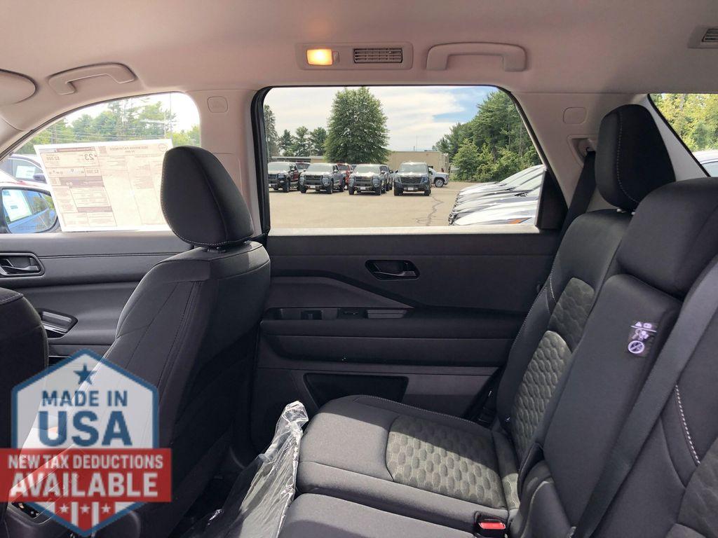 new 2025 Nissan Pathfinder car, priced at $38,880