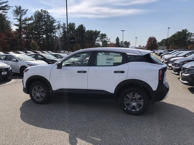 new 2025 Nissan Kicks car, priced at $25,255