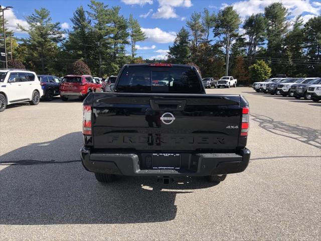 new 2025 Nissan Frontier car, priced at $39,620