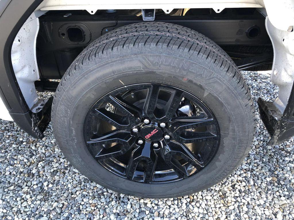 new 2026 GMC Sierra 1500 car, priced at $55,995