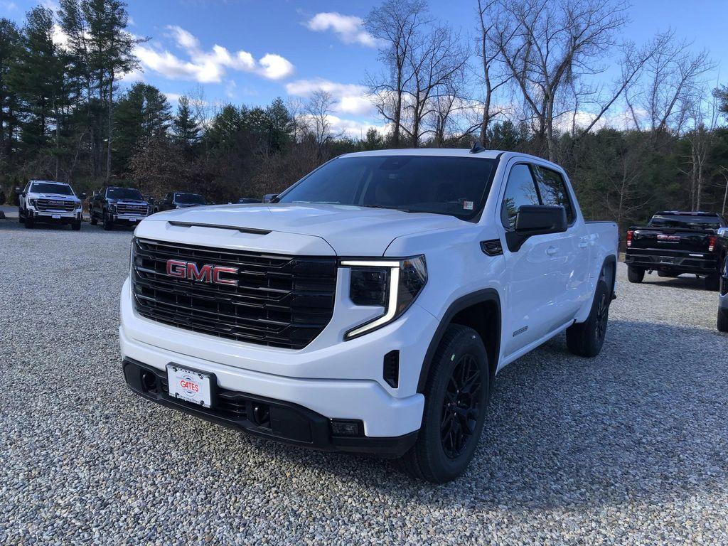 new 2026 GMC Sierra 1500 car, priced at $55,995
