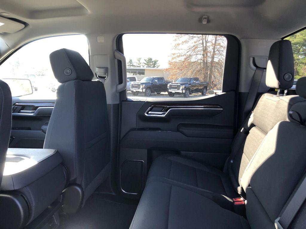 new 2026 GMC Sierra 1500 car, priced at $55,995