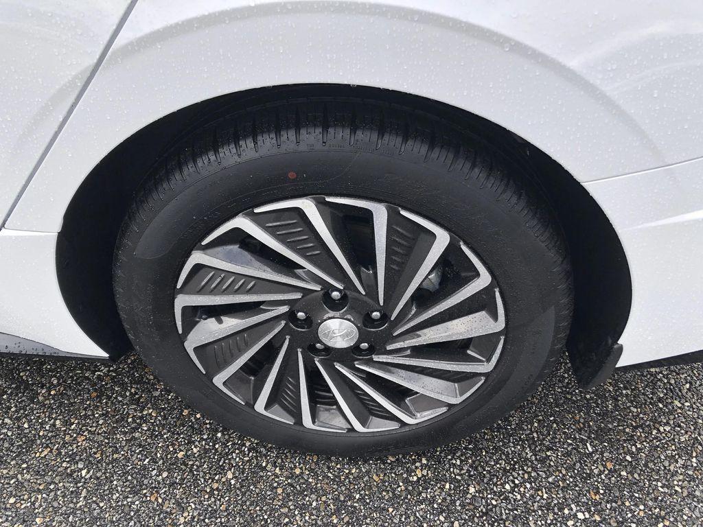 used 2023 Hyundai Sonata Hybrid car, priced at $22,999