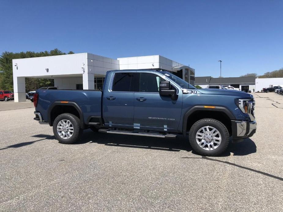 new 2024 GMC Sierra 2500 car, priced at $65,515