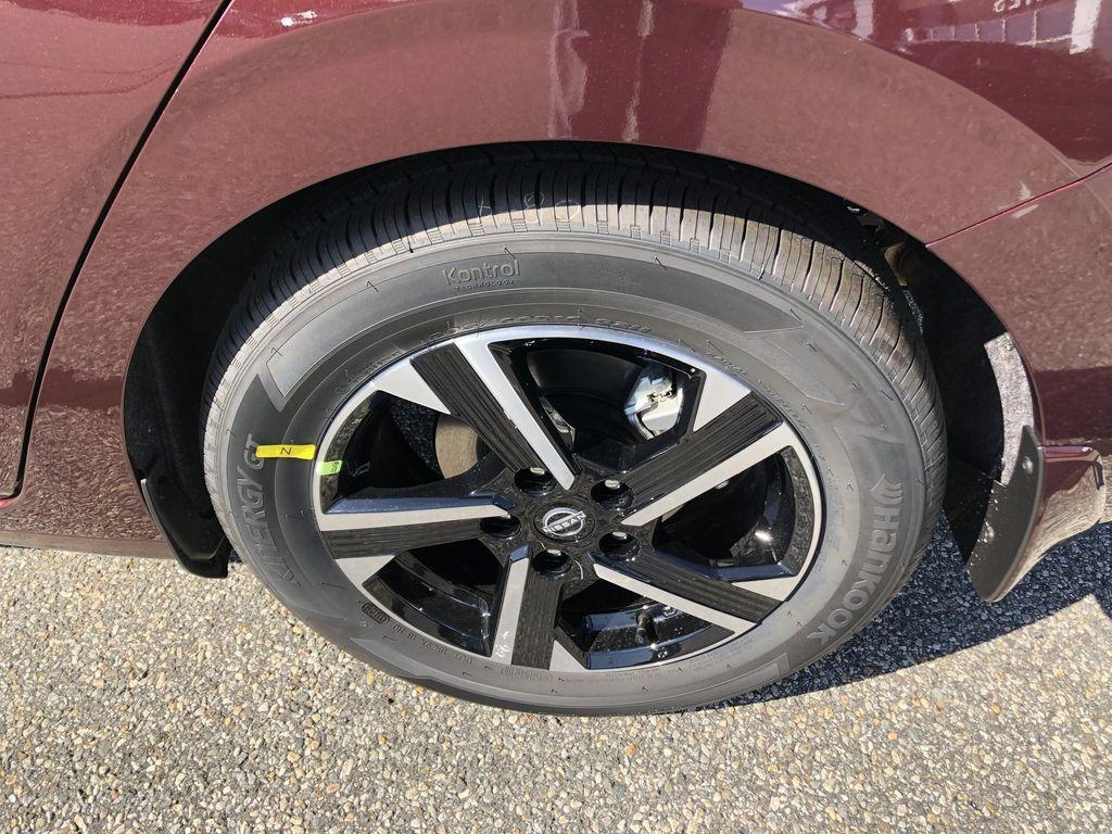 new 2025 Nissan Sentra car, priced at $24,885