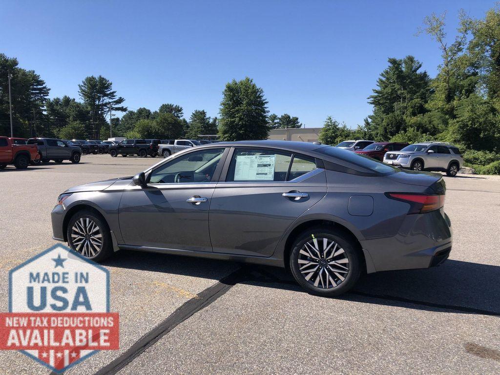 new 2025 Nissan Altima car, priced at $30,438