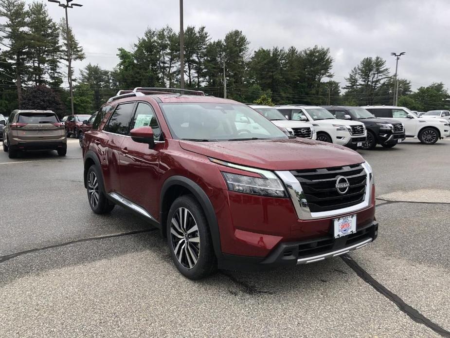 new 2024 Nissan Pathfinder car, priced at $55,275
