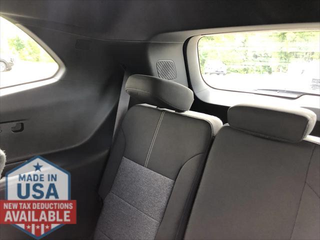 new 2025 GMC Acadia car, priced at $45,845
