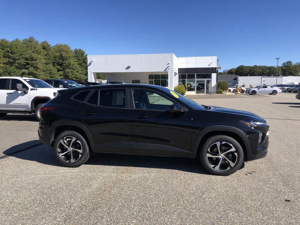 used 2024 Chevrolet Trax car, priced at $22,999
