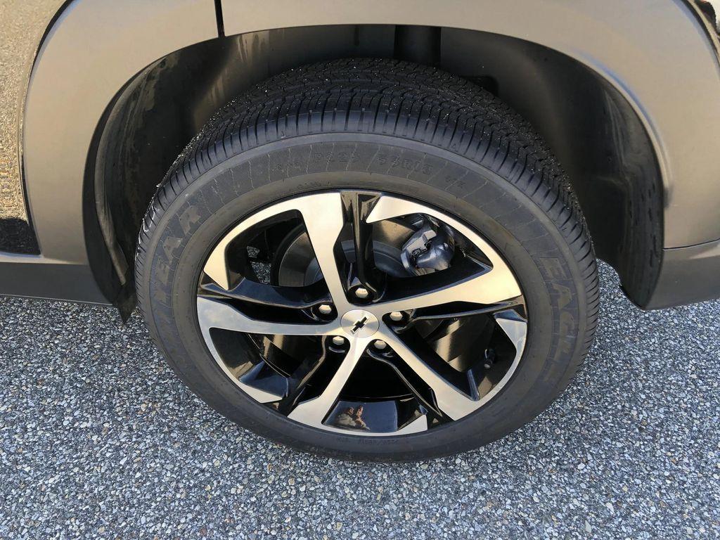 used 2024 Chevrolet Trax car, priced at $22,999