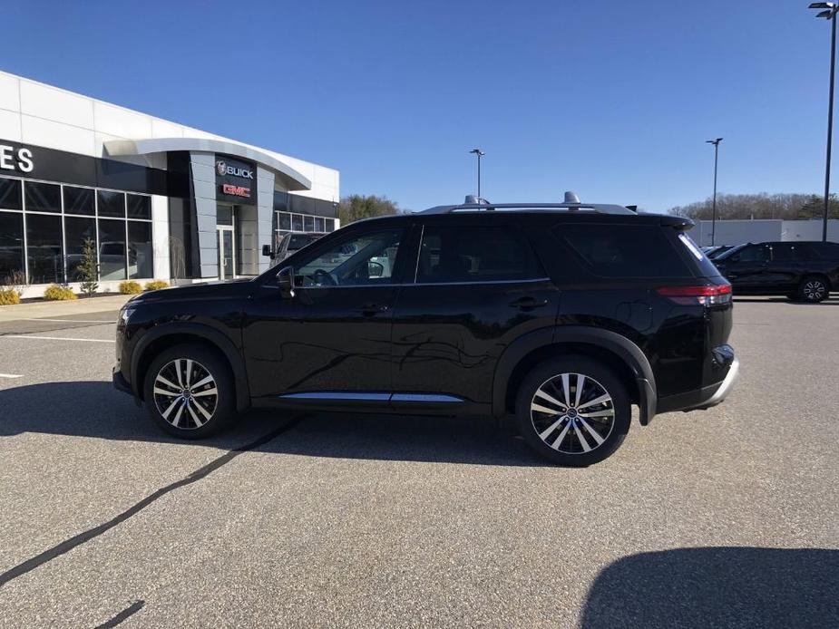 new 2024 Nissan Pathfinder car, priced at $55,455
