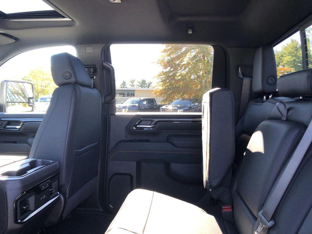 new 2026 GMC Sierra 2500 car, priced at $80,070