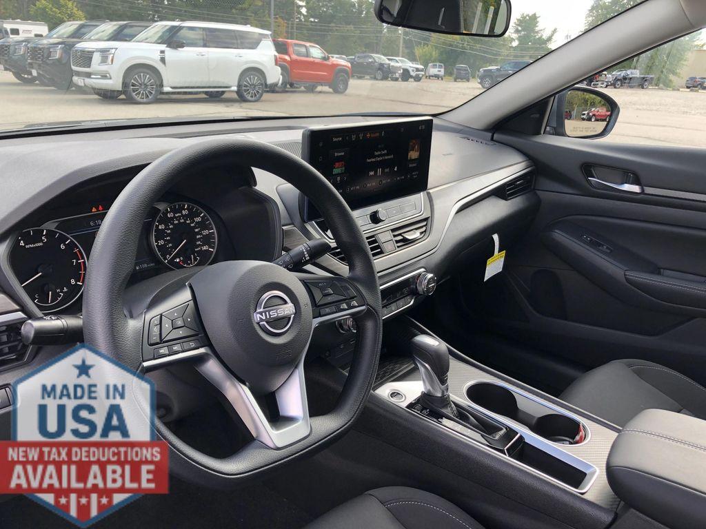 new 2025 Nissan Altima car, priced at $27,970