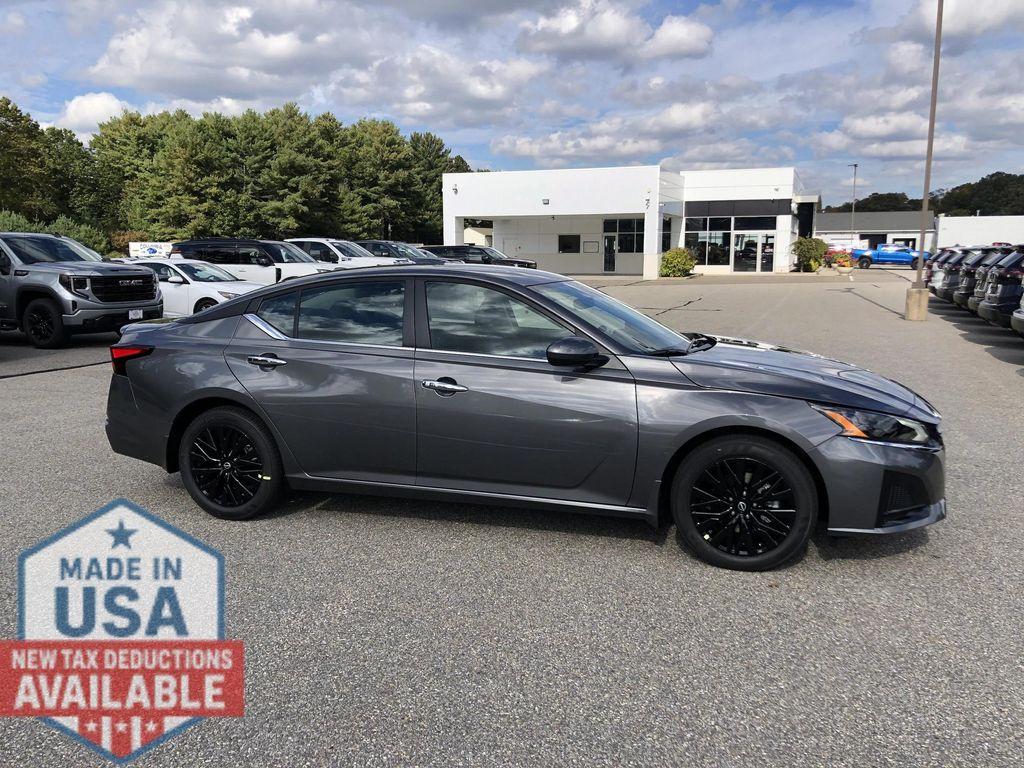 new 2025 Nissan Altima car, priced at $27,970