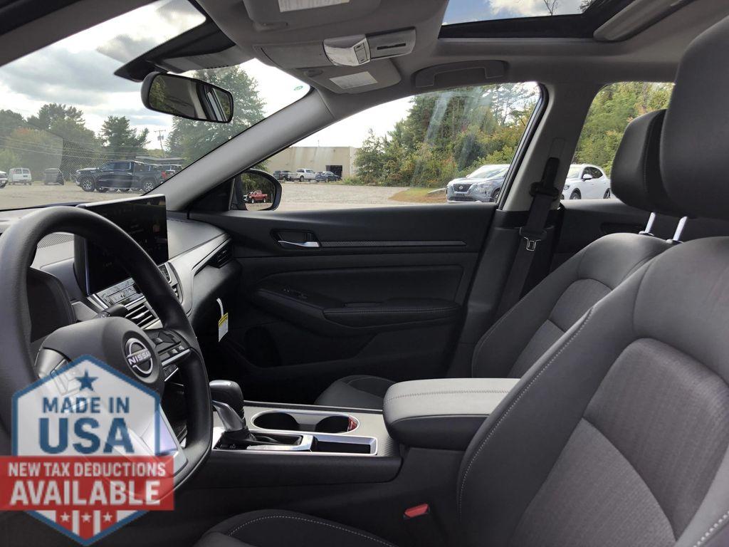 new 2025 Nissan Altima car, priced at $27,970