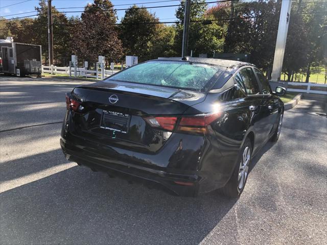 new 2025 Nissan Altima car, priced at $27,140