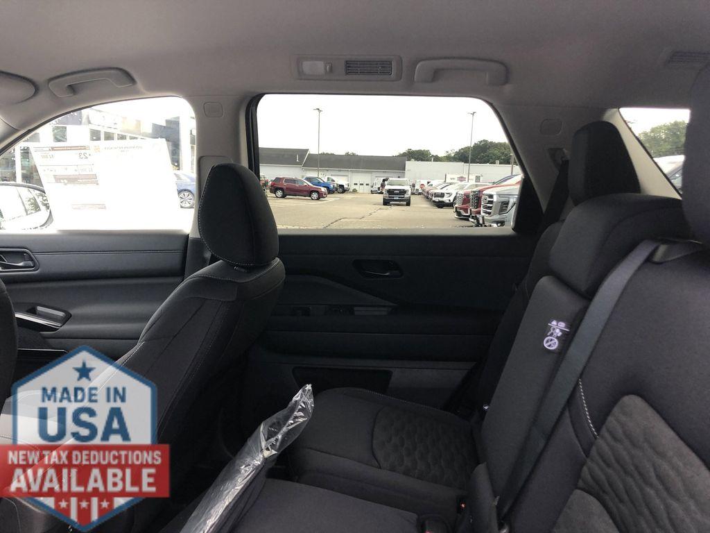 new 2025 Nissan Pathfinder car, priced at $37,330