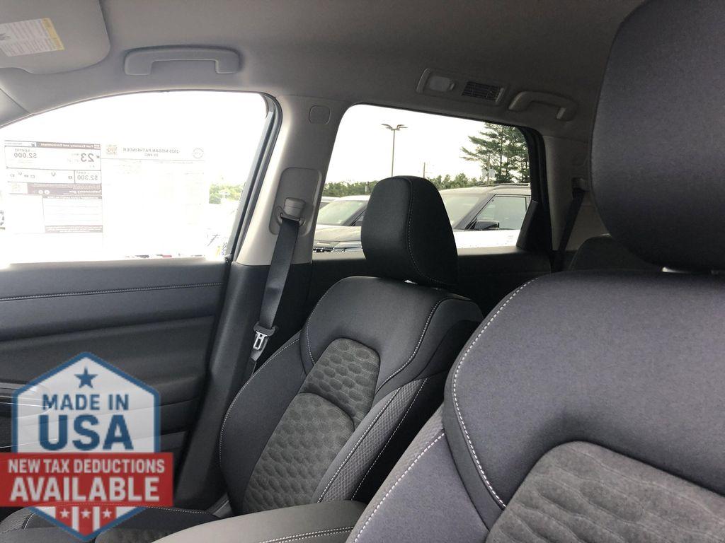 new 2025 Nissan Pathfinder car, priced at $37,330