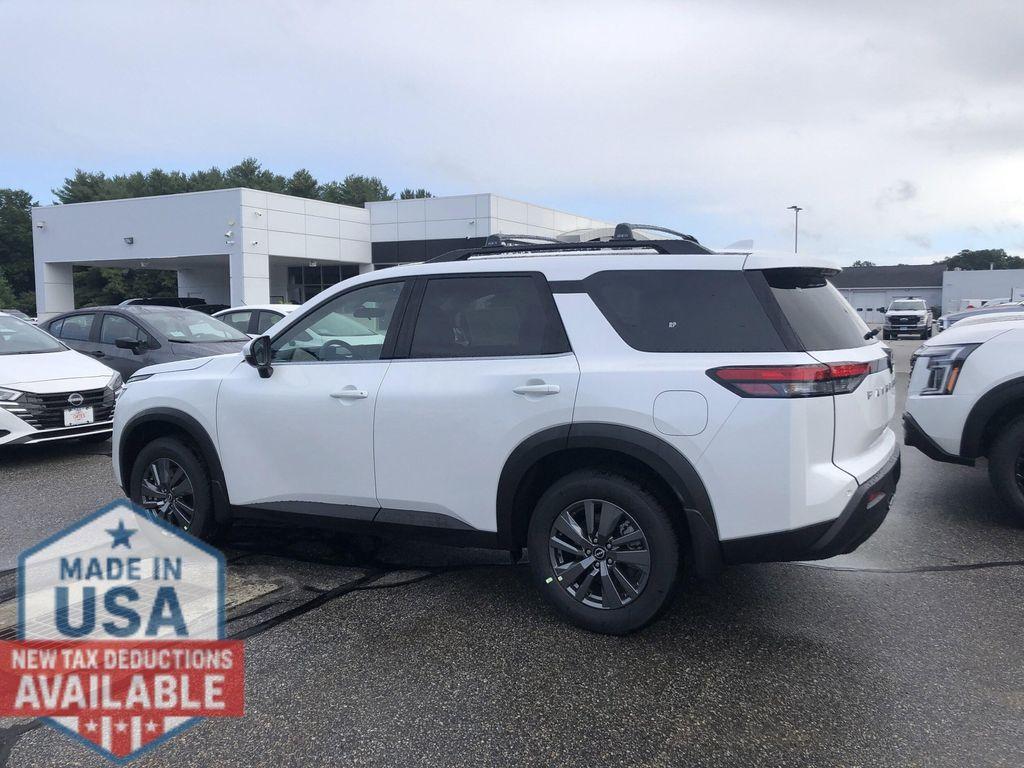 new 2025 Nissan Pathfinder car, priced at $37,330
