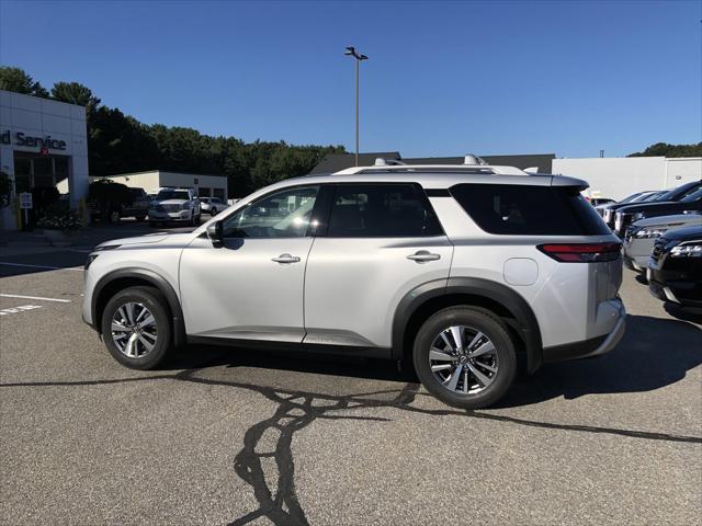 new 2024 Nissan Pathfinder car, priced at $46,160