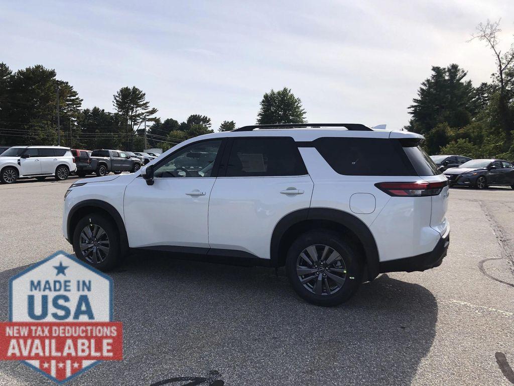 new 2025 Nissan Pathfinder car, priced at $37,619