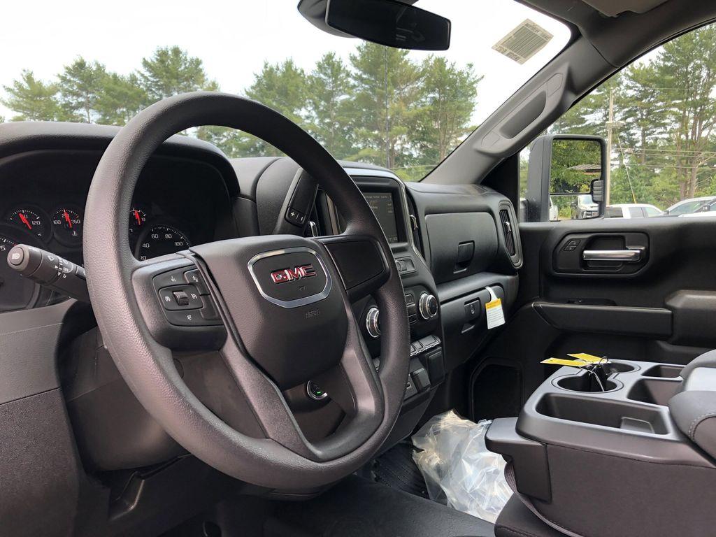 new 2025 GMC Sierra 2500 car, priced at $53,540