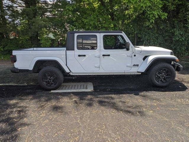 used 2021 Jeep Gladiator car, priced at $29,989