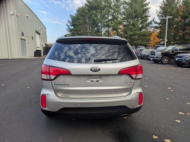 used 2014 Kia Sorento car, priced at $9,985