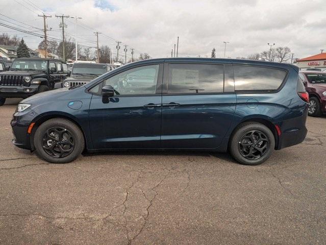 new 2023 Chrysler Pacifica Hybrid car, priced at $47,995