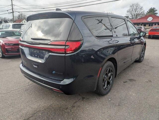 new 2023 Chrysler Pacifica Hybrid car, priced at $47,995