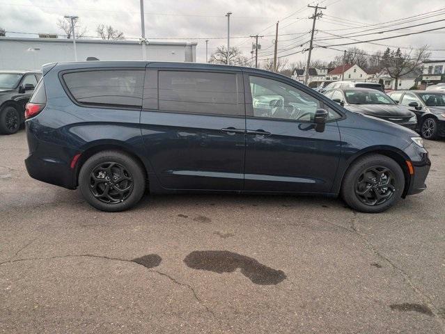 new 2023 Chrysler Pacifica Hybrid car, priced at $47,995