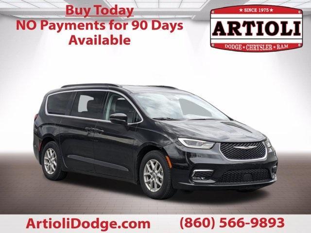 used 2022 Chrysler Pacifica car, priced at $27,989