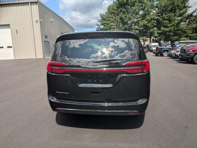 new 2024 Chrysler Pacifica car, priced at $37,995