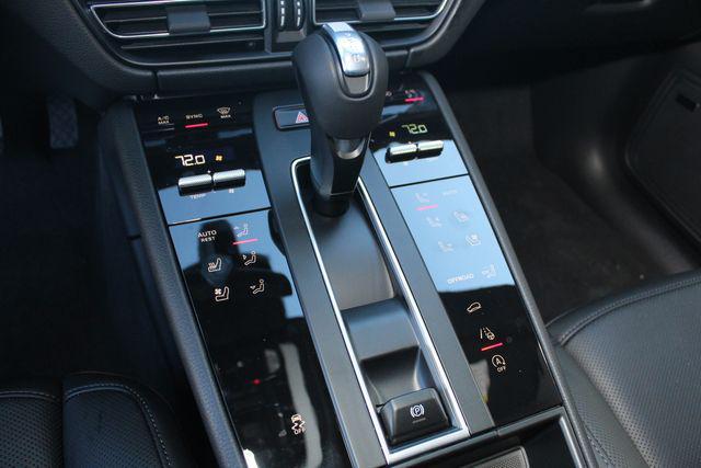 new 2026 Porsche Macan car