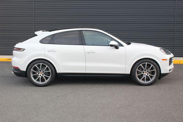 new 2025 Porsche Cayenne car, priced at $108,035
