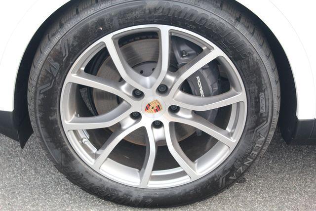 new 2025 Porsche Cayenne car, priced at $108,035