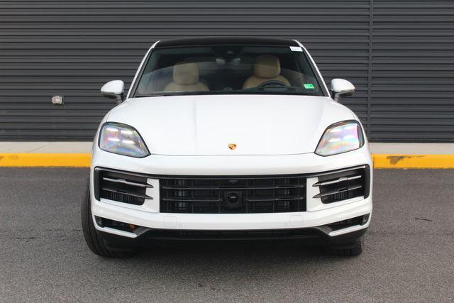 new 2025 Porsche Cayenne car, priced at $108,035
