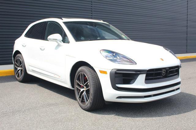 new 2025 Porsche Macan car, priced at $92,405
