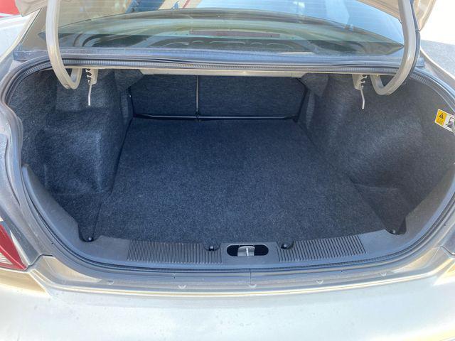 used 2003 Ford Taurus car