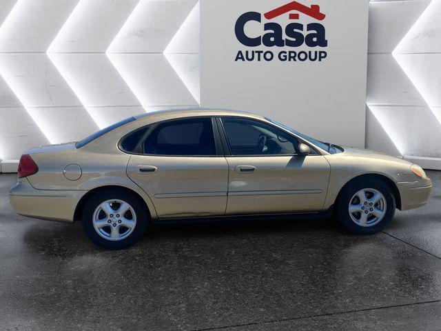 used 2003 Ford Taurus car
