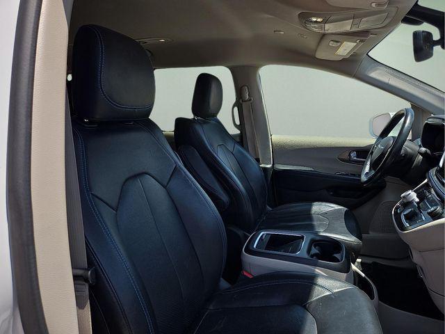 used 2021 Chrysler Pacifica Hybrid car, priced at $23,900