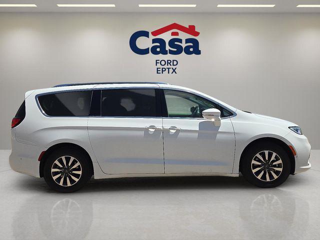 used 2021 Chrysler Pacifica Hybrid car, priced at $23,900