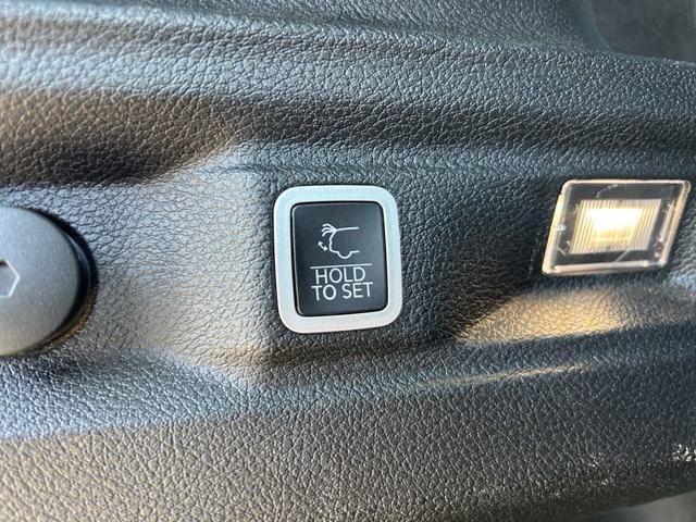 used 2023 Jeep Grand Cherokee L car, priced at $30,500